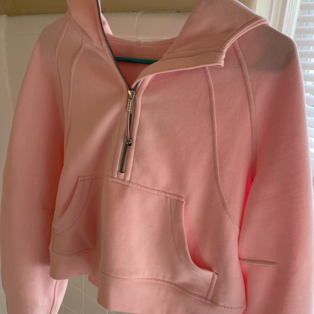 lululemon strawberry milkshake oversized half zip XS/S